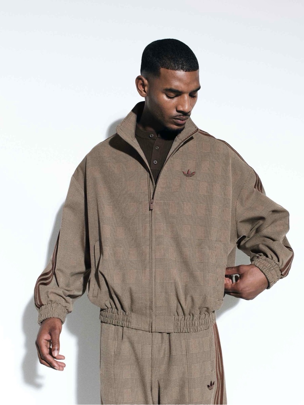 NWT adidas Originals × ASOS track jacket in brown plaid - Picture 3 of 4